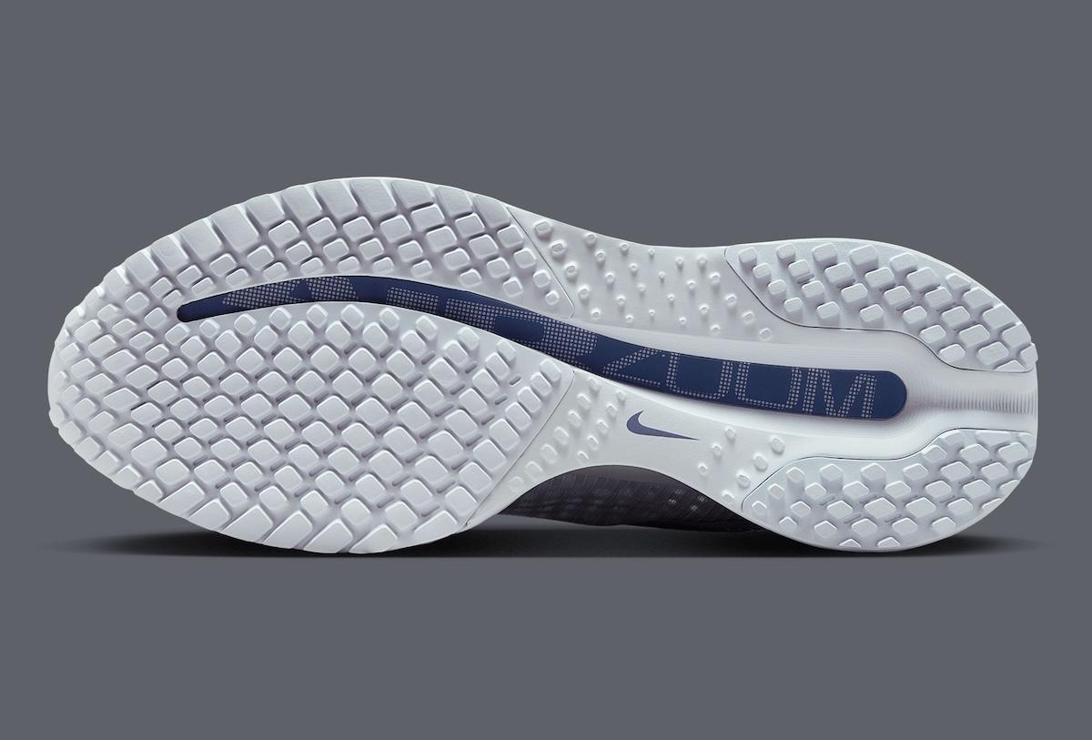 耐克 Pegasus Premium "足球灰 "將時尚與速度完美結合 Nike Pegasus Premium, Nike - 耐克 Pegasus Premium "足球灰 "將時尚與速度完美結合