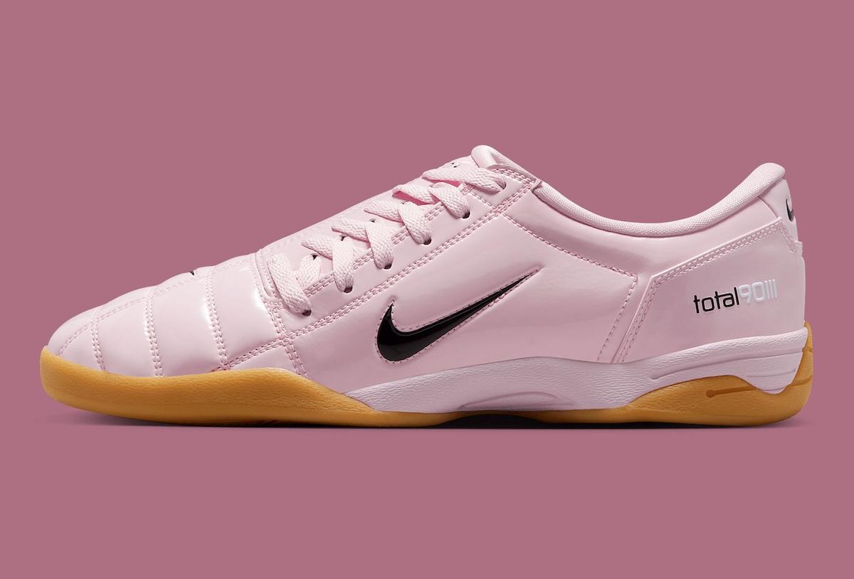耐克全能 90 III "粉色泡沫 "9 月 3 日發佈 Nike Total 90 III, Nike Total 90, Nike - 耐克全能 90 III "粉色泡沫 "9 月 3 日發佈
