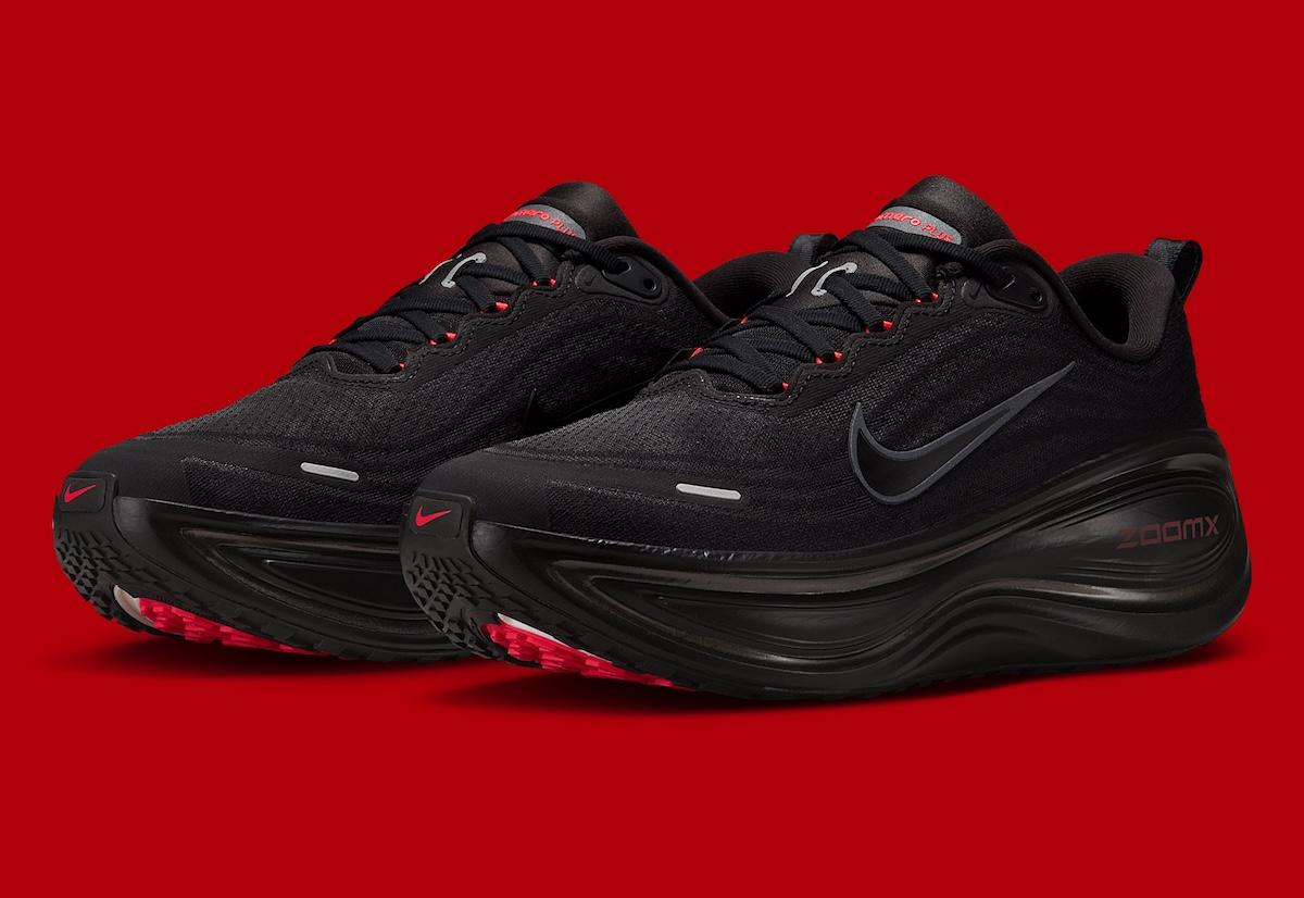 耐克 Vomero Plus "Bred "於 2025 年 8 月發佈 Nike Vomero Plus, Nike, Bred - 耐克 Vomero Plus "Bred "於 2025 年 8 月發佈
