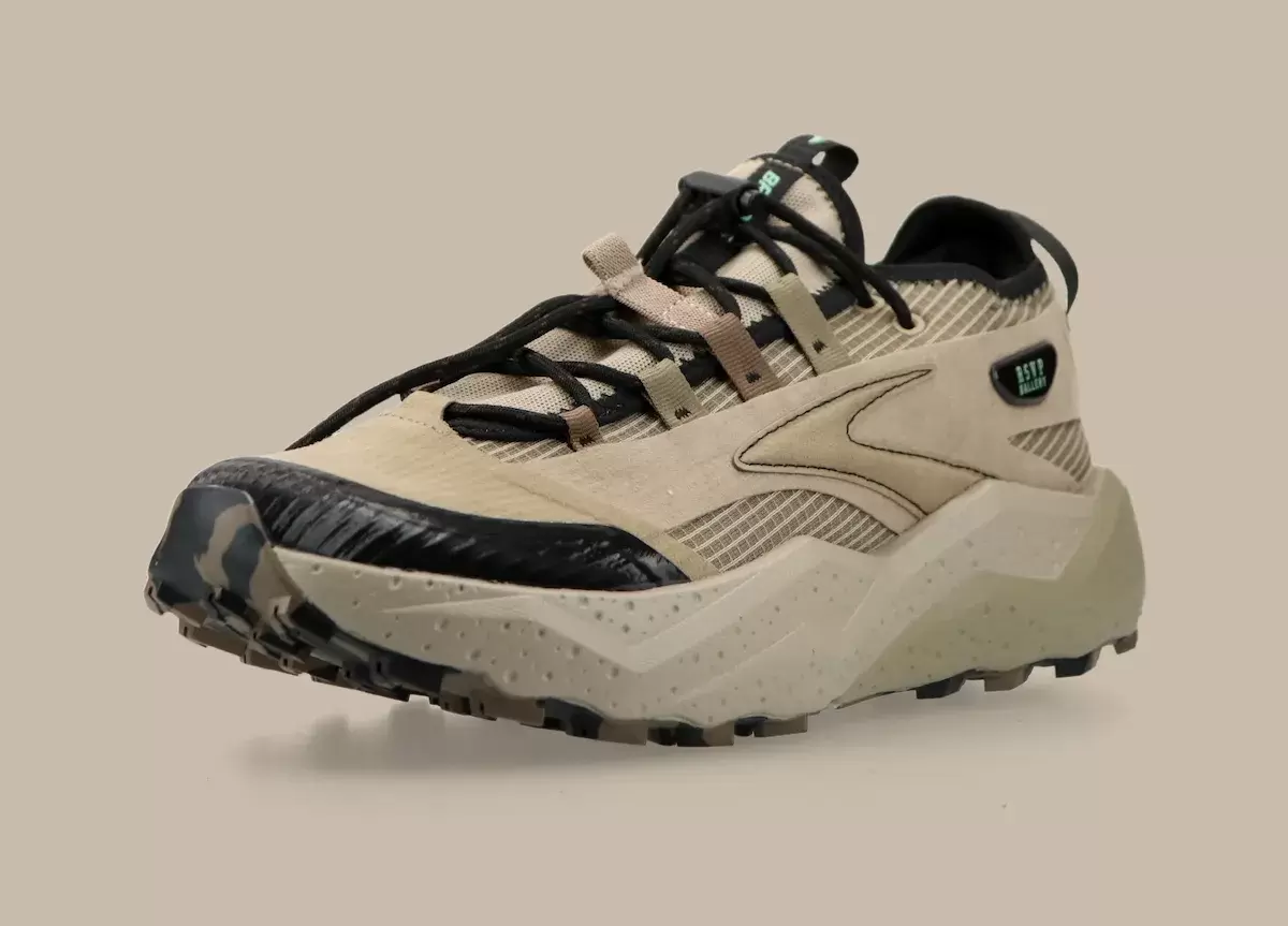 RSVP Gallery x 布魯克斯 Caldera 8 "戰壕 "2025 年 8 月發佈 Virgil Abloh, Don C, Brooks - RSVP Gallery x 布魯克斯 Caldera 8 "戰壕 "2025 年 8 月發佈