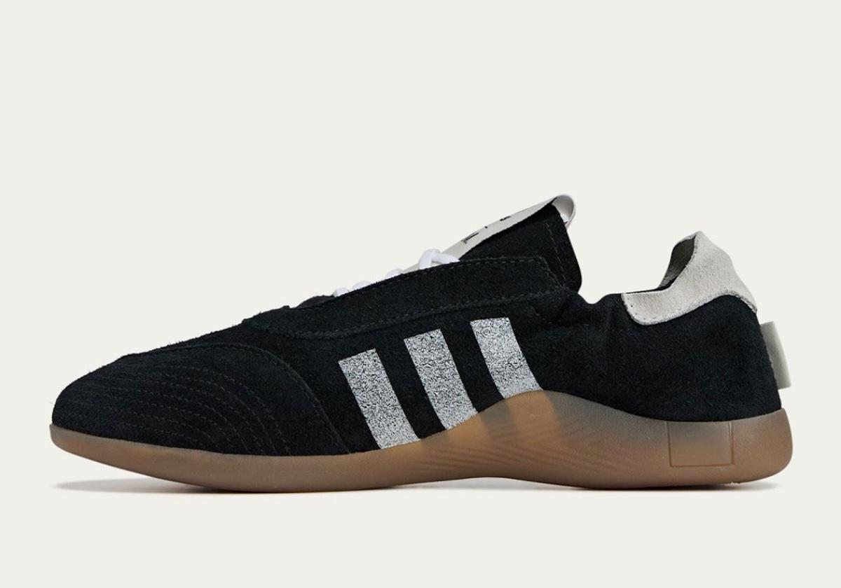 為 Mute x adidas Originals 創作的歌曲,包括跆拳道和 adizero PR adidas Taekwondo, adidas adiZero, adidas - 為 Mute x adidas Originals 創作的歌曲,包括跆拳道和 adizero PR