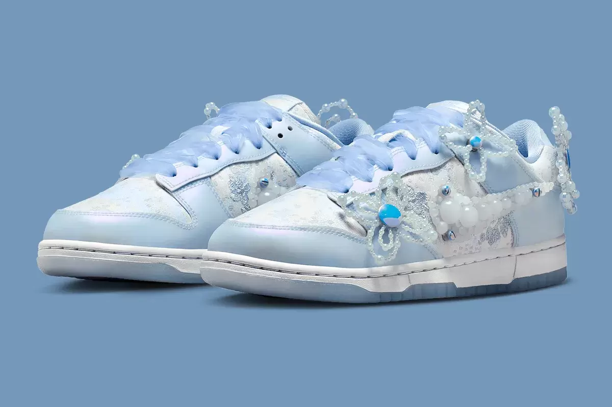 蘇珊-方的耐克 Dunk Low 和 V2K Run 將於 2025 年 9 月發佈 Nike V2K Run, Nike Dunk Low, Nike - 蘇珊-方的耐克 Dunk Low 和 V2K Run 將於 2025 年 9 月發佈