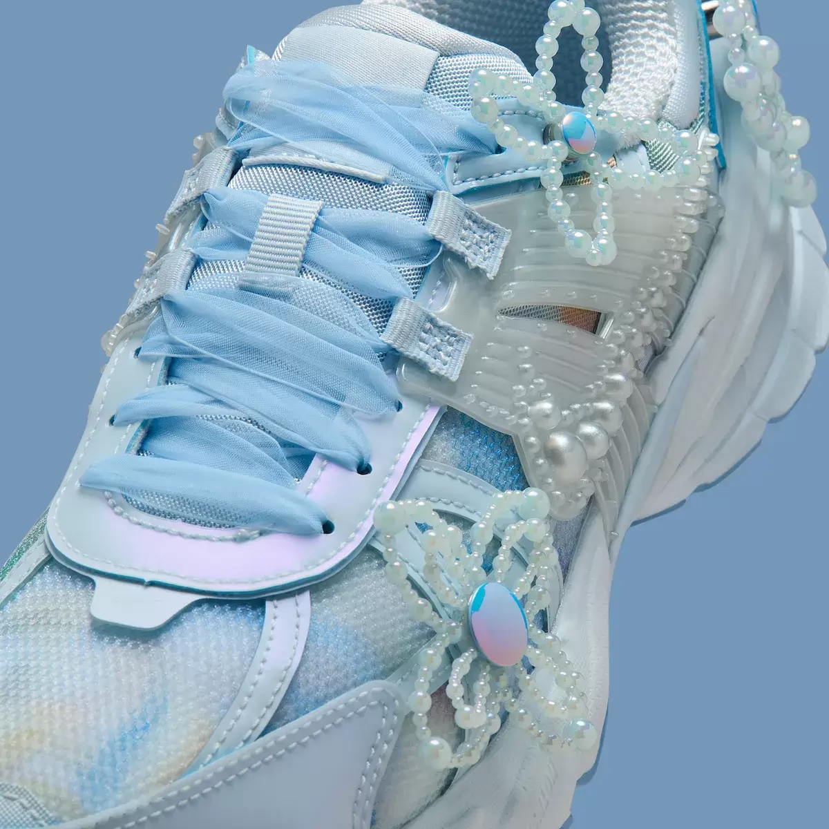 蘇珊-方的耐克 Dunk Low 和 V2K Run 將於 2025 年 9 月發佈 Nike V2K Run, Nike Dunk Low, Nike - 蘇珊-方的耐克 Dunk Low 和 V2K Run 將於 2025 年 9 月發佈