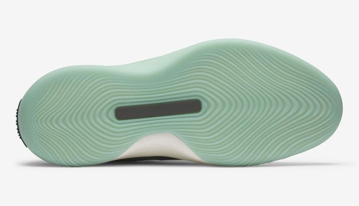 阿迪達斯天神之懼競技籃球 II "Court Green "於 2025 年 10 月發佈 Fear of God, adidas - 阿迪達斯天神之懼競技籃球 II "Court Green "於 2025 年 10 月發佈