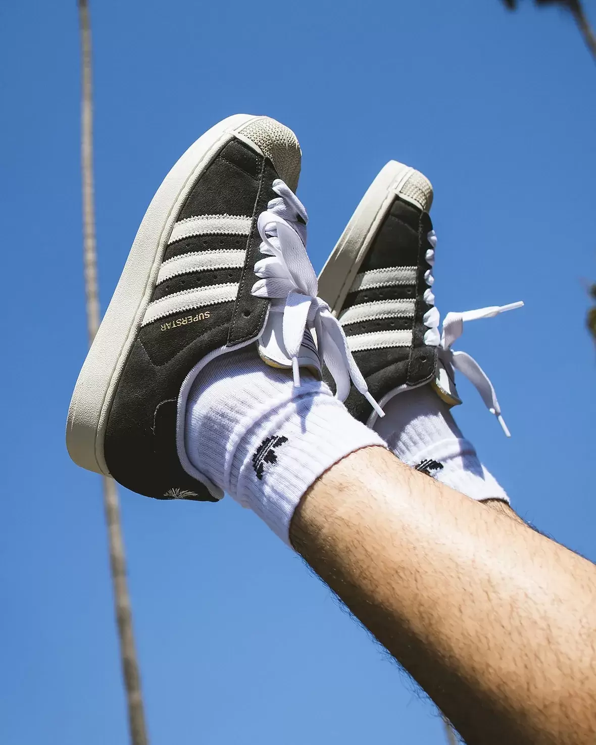 運動鞋創作者 Qias Omar 與 adidas 攜手打造 Superstar II "LA" 鞋款 Sneakers, adidas superstar, adidas - 運動鞋創作者 Qias Omar 與 adidas 攜手打造 Superstar II "LA" 鞋款