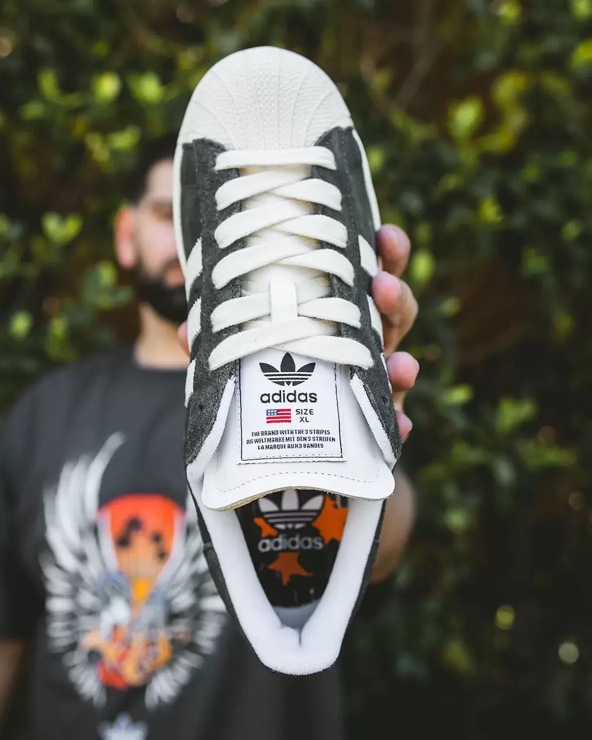 運動鞋創作者 Qias Omar 與 adidas 攜手打造 Superstar II "LA" 鞋款 Sneakers, adidas superstar, adidas - 運動鞋創作者 Qias Omar 與 adidas 攜手打造 Superstar II "LA" 鞋款