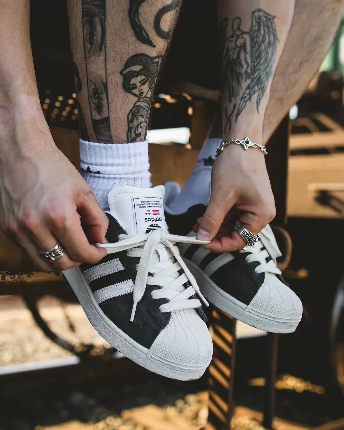 運動鞋創作者 Qias Omar 與 adidas 攜手打造 Superstar II "LA" 鞋款 Sneakers, adidas superstar, adidas - 運動鞋創作者 Qias Omar 與 adidas 攜手打造 Superstar II "LA" 鞋款