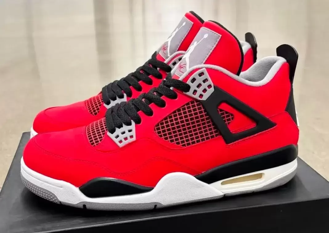 Air Jordan 4 Toro, Air Jordan 4, Air Jordan - Air Jordan 4 "Toro Bravo" 將於 2026 年 5 月回歸