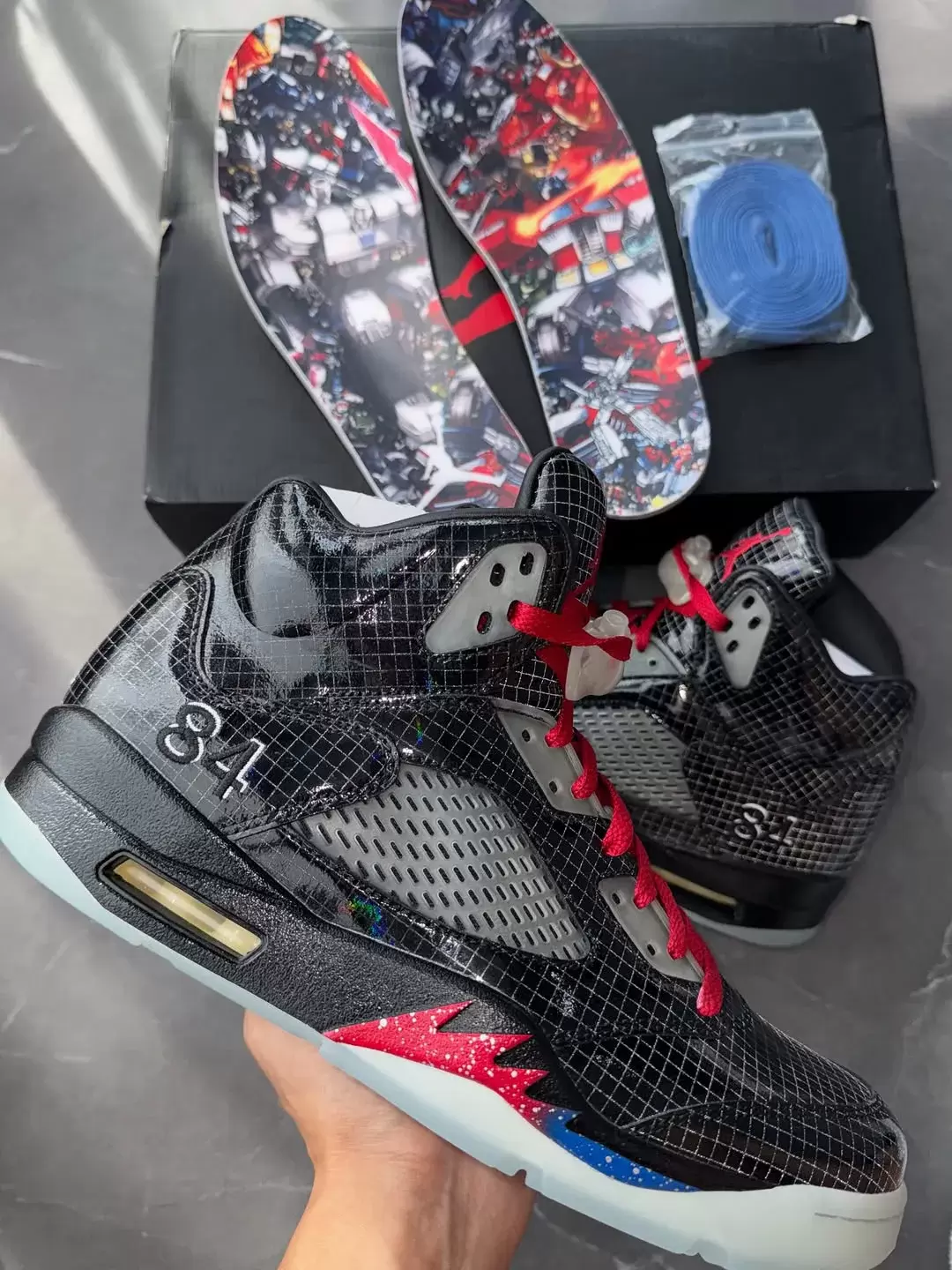 詳細了解 Air Jordan 5 "Transformers" PE Air Jordan 5 Transformers, Air Jordan 5, Air Jordan 4, Air Jordan - 詳細了解 Air Jordan 5 "Transformers" PE