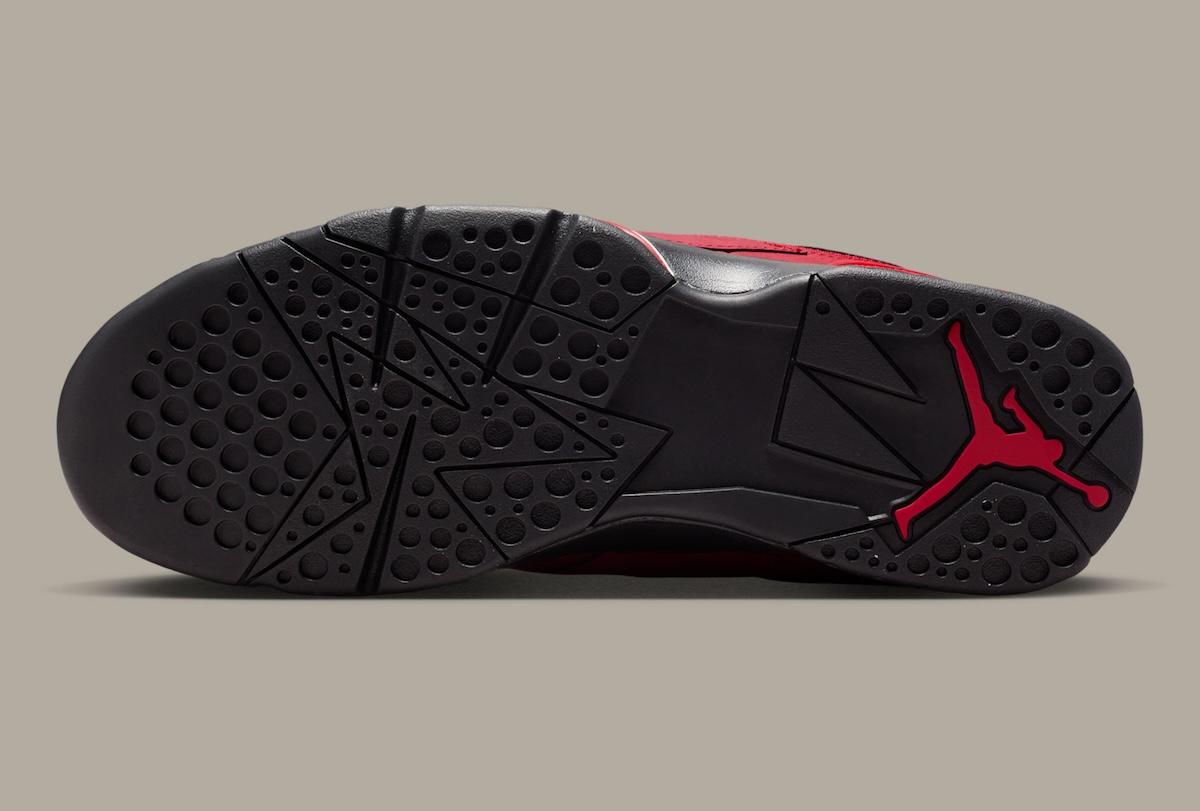 Air Jordan MVP 92 "Gym Red" 散發 "憤怒的公牛 "氣息 Nike, Air Jordan MVP 92, Air Jordan 7, Air Jordan - Air Jordan MVP 92 "Gym Red" 散發 "憤怒的公牛 "氣息