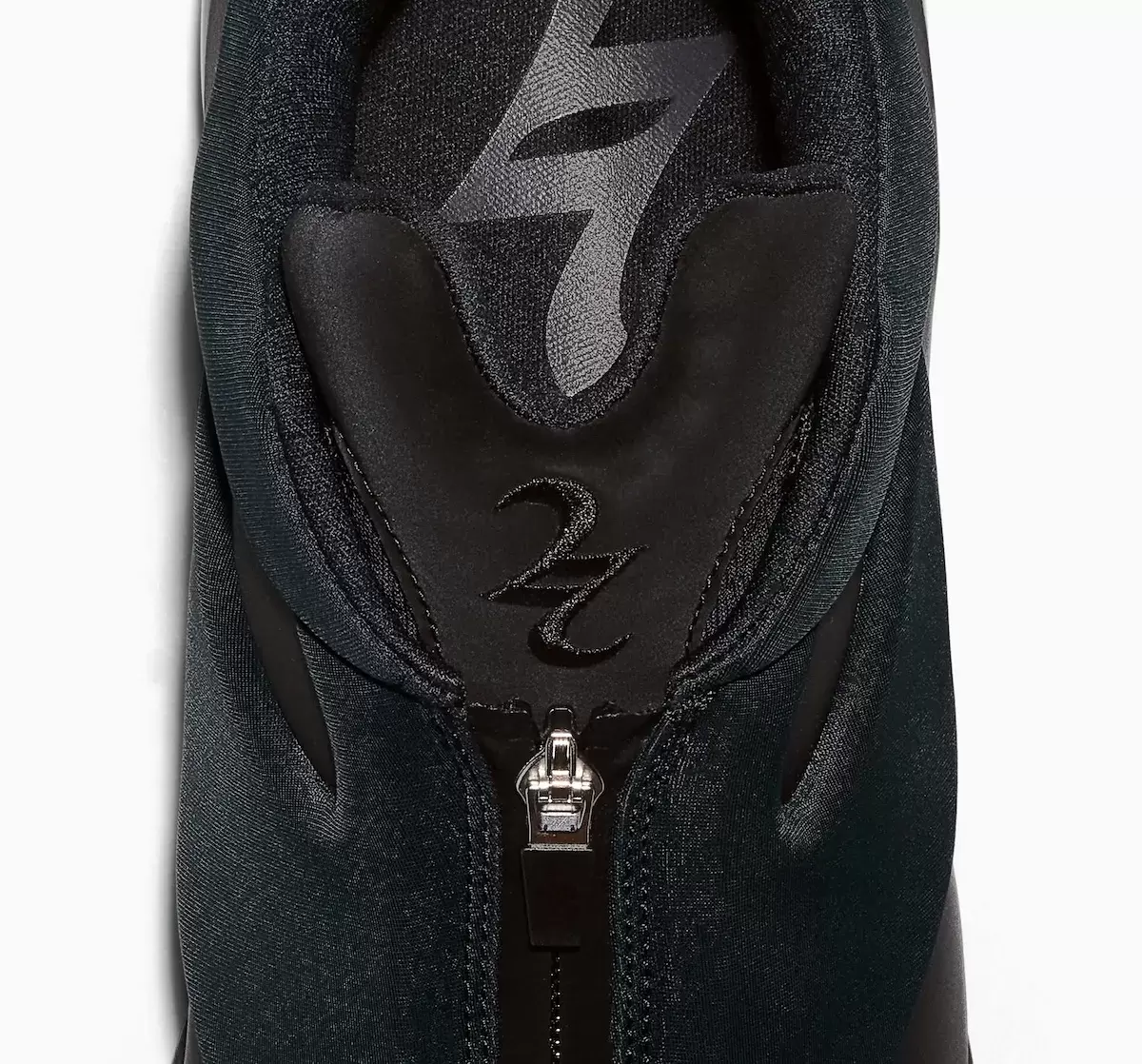Shai Gilgeous-Alexander 的匡威 SHAI 001 "魅力黑 "10 月 2 日發佈 Shai Gilgeous-Alexander, Converse SHAI 001, Converse - Shai Gilgeous-Alexander 的匡威 SHAI 001 "魅力黑 "10 月 2 日發佈
