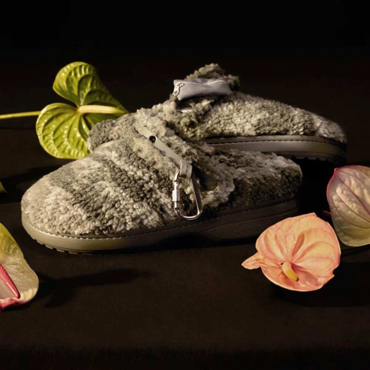 Hollister x Crocs 經典 "Unfurgettable "木屐系列 9 月 9 日發佈 Crocs - Hollister x Crocs 經典 "Unfurgettable "木屐系列 9 月 9 日發佈