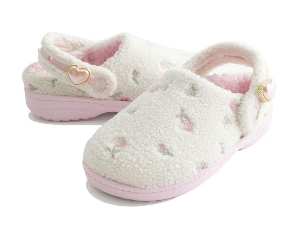 Hollister x Crocs 經典 "Unfurgettable "木屐系列 9 月 9 日發佈 Crocs - Hollister x Crocs 經典 "Unfurgettable "木屐系列 9 月 9 日發佈