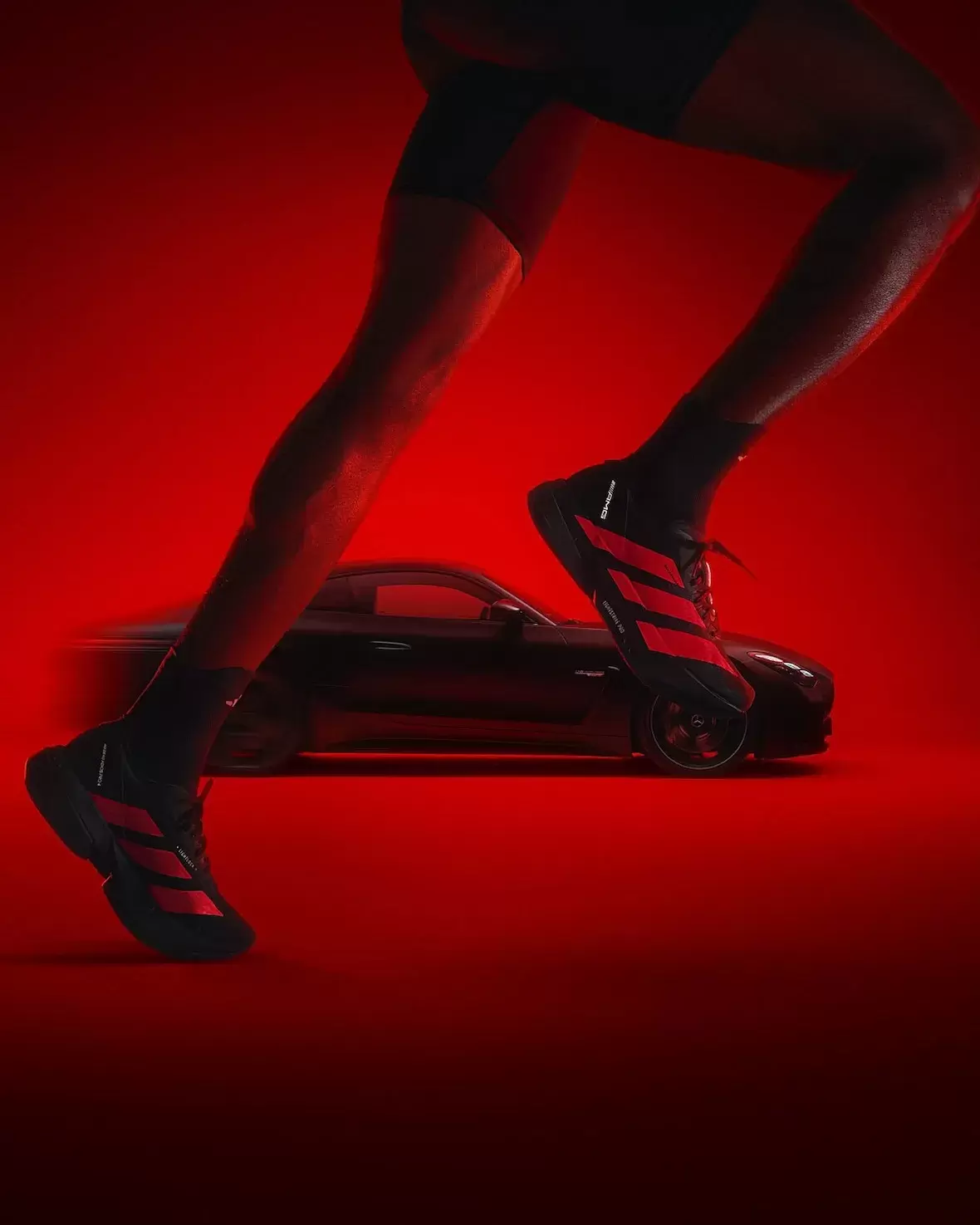 阿迪達斯 x 梅賽德斯 AMG adiZero 系列攜六款高性能鞋履飛速進入 2025 年 Puma, adidas - 阿迪達斯 x 梅賽德斯 AMG adiZero 系列攜六款高性能鞋履飛速進入 2025 年