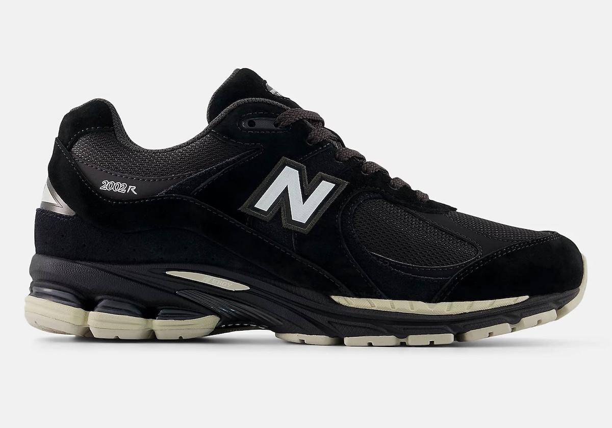 新百倫 2002R "黑色/燕麥色 "適合日常穿着 New Balance 2002, New Balance - 新百倫 2002R "黑色/燕麥色 "適合日常穿着