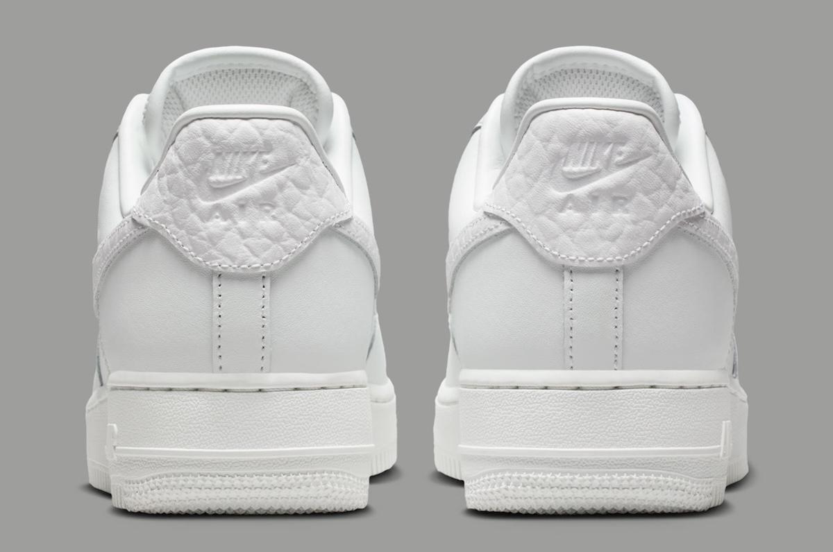 耐克 Air Force 1 Low 自帶迷你吊飾 Nike Air Force 1 Low, Nike Air Force 1, Nike - 耐克 Air Force 1 Low 自帶迷你吊飾