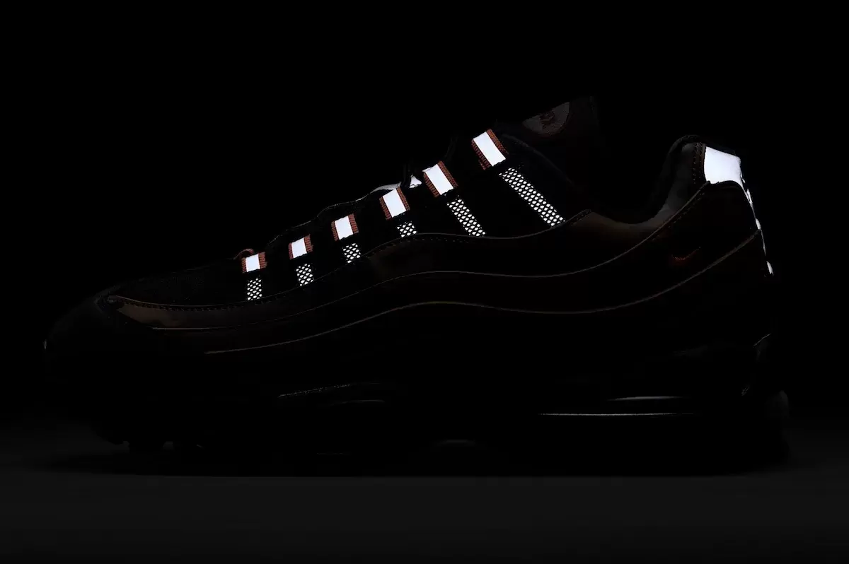 耐克 Air Max 95 "綠色迷彩 "9 月 12 日發佈 Nike Air Max 95, Nike - 耐克 Air Max 95 "綠色迷彩 "9 月 12 日發佈