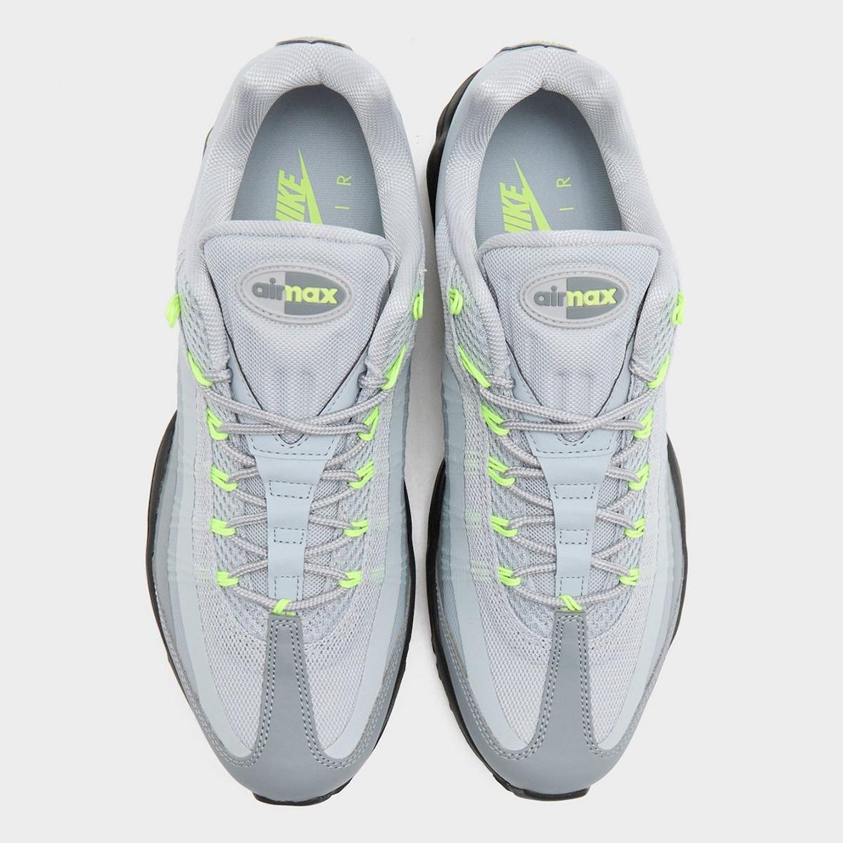 耐克 Air Max 95 Ultra 加入標志性 "霓虹 "配色系列 Nike Air Max 95, Nike Air Max, Nike - 耐克 Air Max 95 Ultra 加入標志性 "霓虹 "配色系列