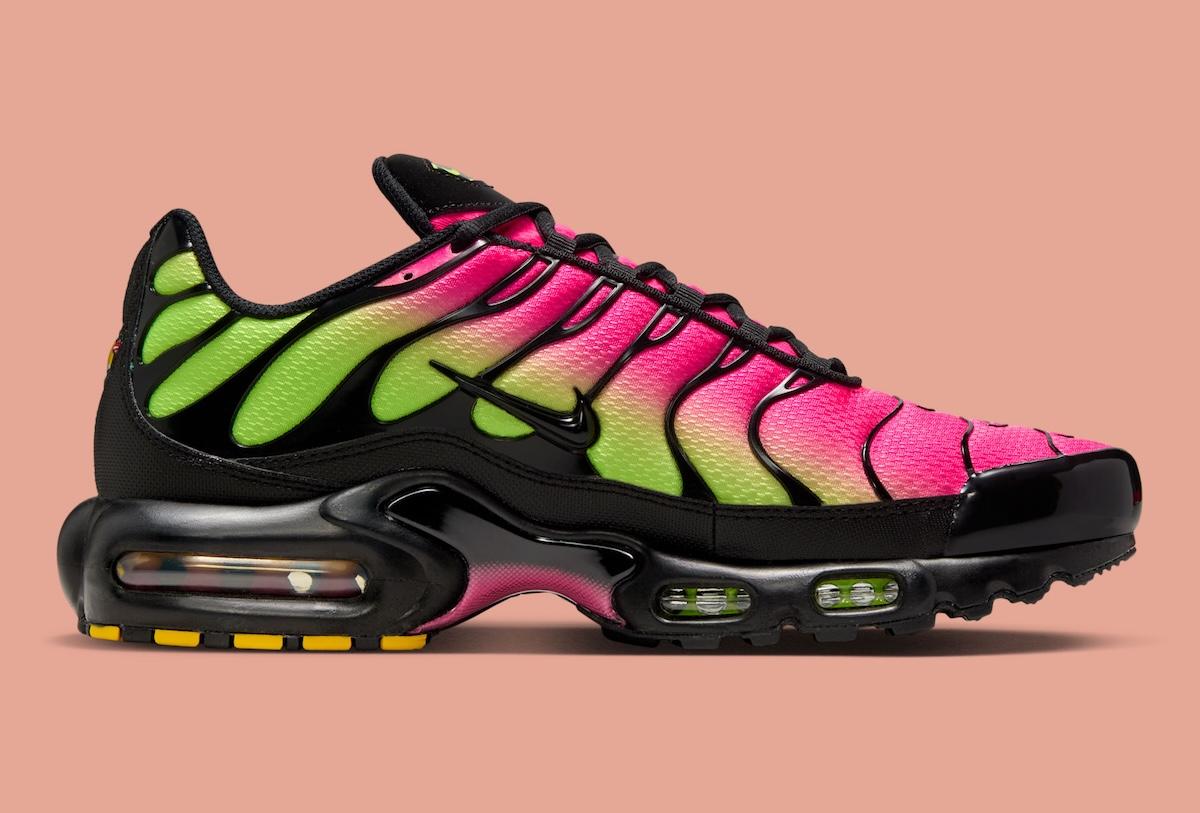 耐克 Air Max Plus 採用漸變色 "超粉紅/伏特 "配色 Nike Air Max Plus, Nike Air Max, Nike - 耐克 Air Max Plus 採用漸變色 "超粉紅/伏特 "配色