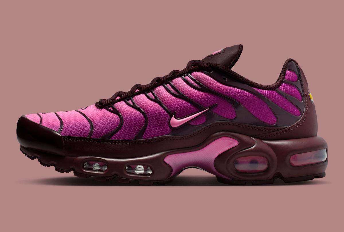 耐克 Air Max Plus 將勃艮第紅與粉色完美融合 Nike Air Max Plus, Nike Air Max, Nike - 耐克 Air Max Plus 將勃艮第紅與粉色完美融合