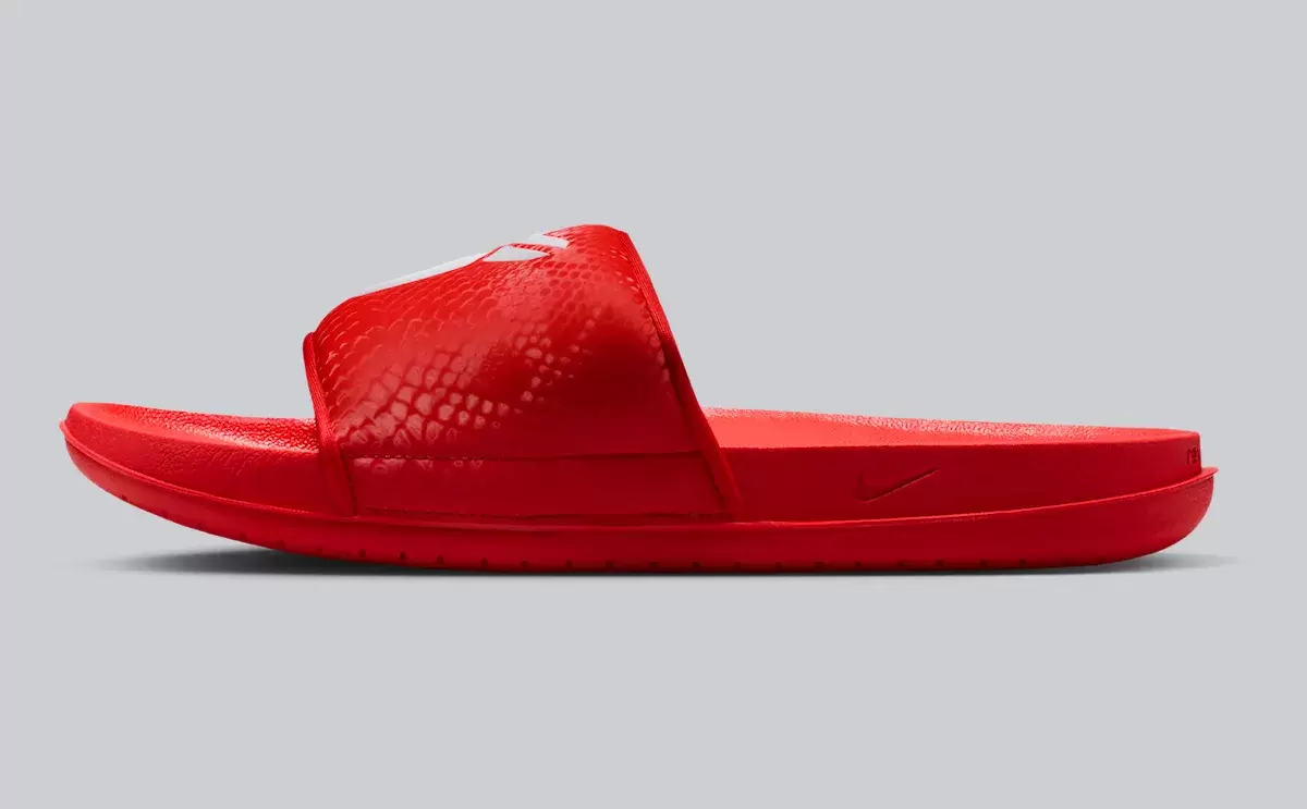 耐克科比滑板 "大學紅 "2025 年 10 月發佈 Nike Kobe Slides, Nike - 耐克科比滑板 "大學紅 "2025 年 10 月發佈