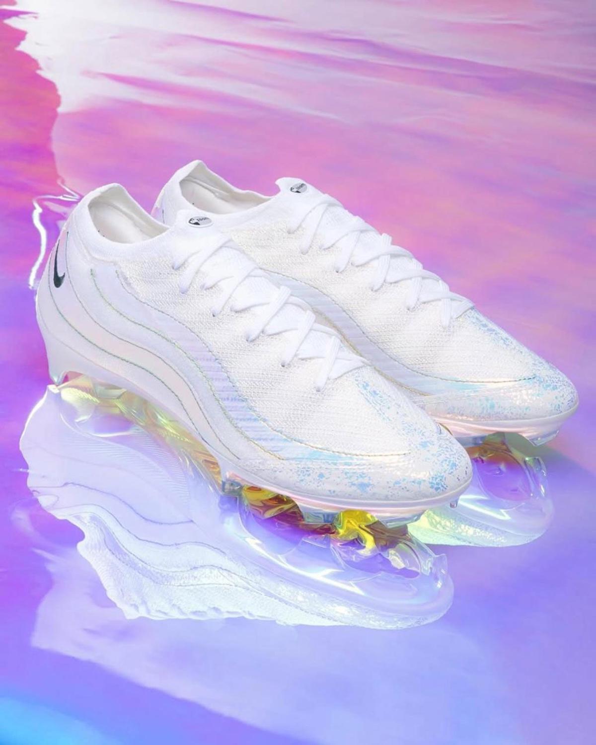 耐克 Mercurial Vapor 16 Elite "白色 "從 Air Max 95 中汲取靈感 Nike Mercurial, Nike - 耐克 Mercurial Vapor 16 Elite "白色 "從 Air Max 95 中汲取靈感