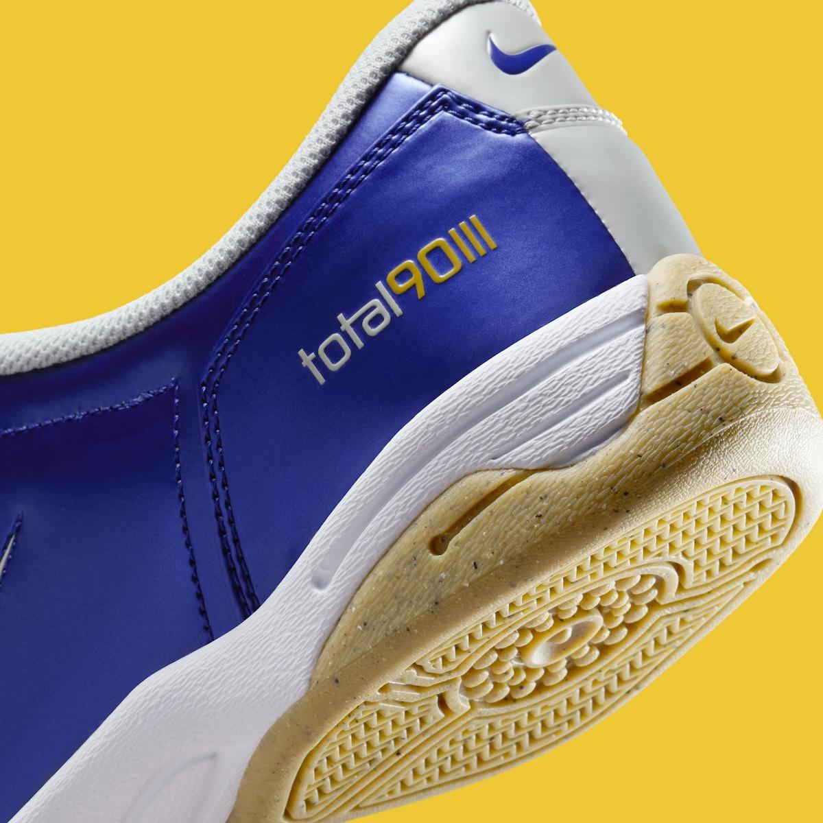 耐克 "Total 90 III "以醒目的 "Blue Void "色回歸 Nike Total 90 III, Nike Total 90, Nike - 耐克 "Total 90 III "以醒目的 "Blue Void "色回歸