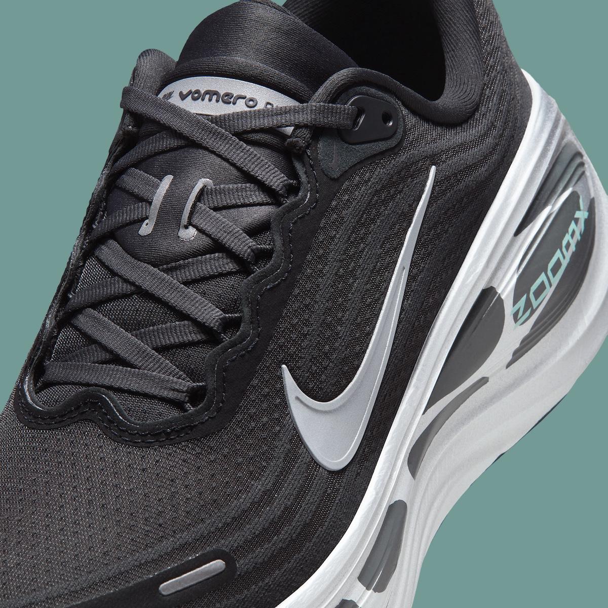 耐克 Vomero Plus "煙灰色/白色 "中底採用抽象圖案,引人注目 Nike Vomero Plus, Nike - 耐克 Vomero Plus "煙灰色/白色 "中底採用抽象圖案,引人注目