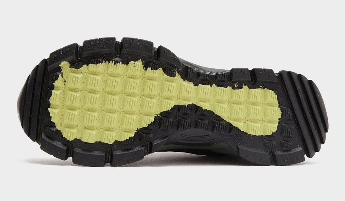 受實用主義啟發的 Nike Zoom Vomero 5 Roam 採用 "紅杉 "色調 Nike Zoom Vomero 5, Nike - 受實用主義啟發的 Nike Zoom Vomero 5 Roam 採用 "紅杉 "色調