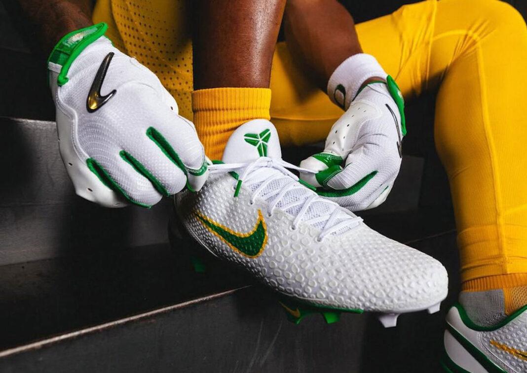 Nike Kobe 6, Nike - 俄勒岡鴨子隊准備穿着大膽的耐克 Kobe 6 球鞋上場比賽
