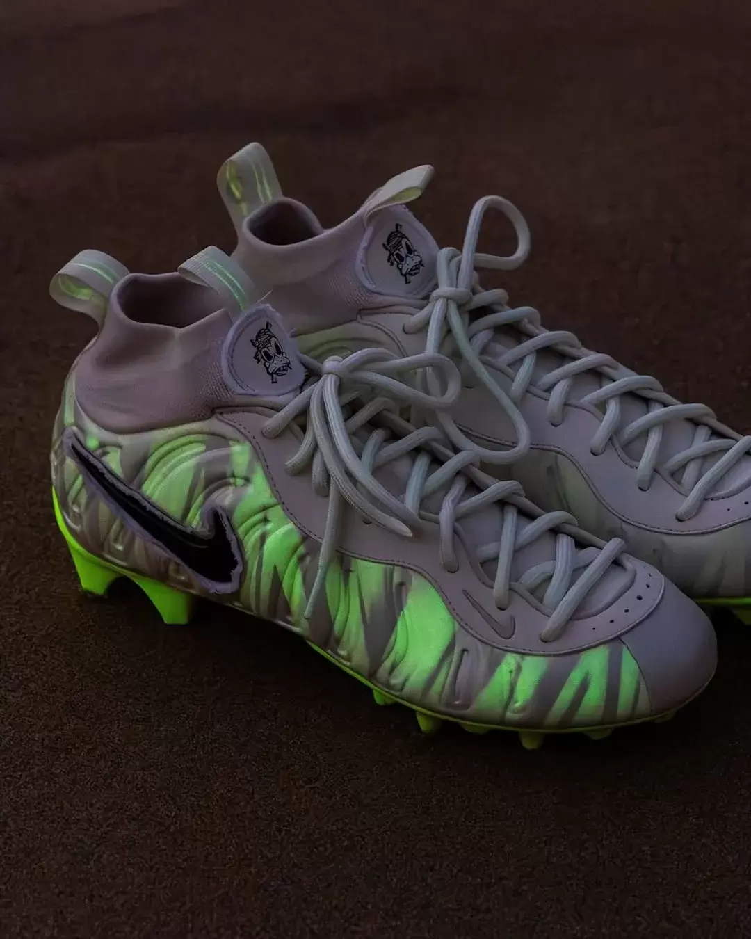 俄勒岡鴨隊推出耐克 Vaporposite "木乃伊鴨 "球鞋 Oregon Ducks, Nike Air Foamposite Pro, Nike - 俄勒岡鴨隊推出耐克 Vaporposite "木乃伊鴨 "球鞋