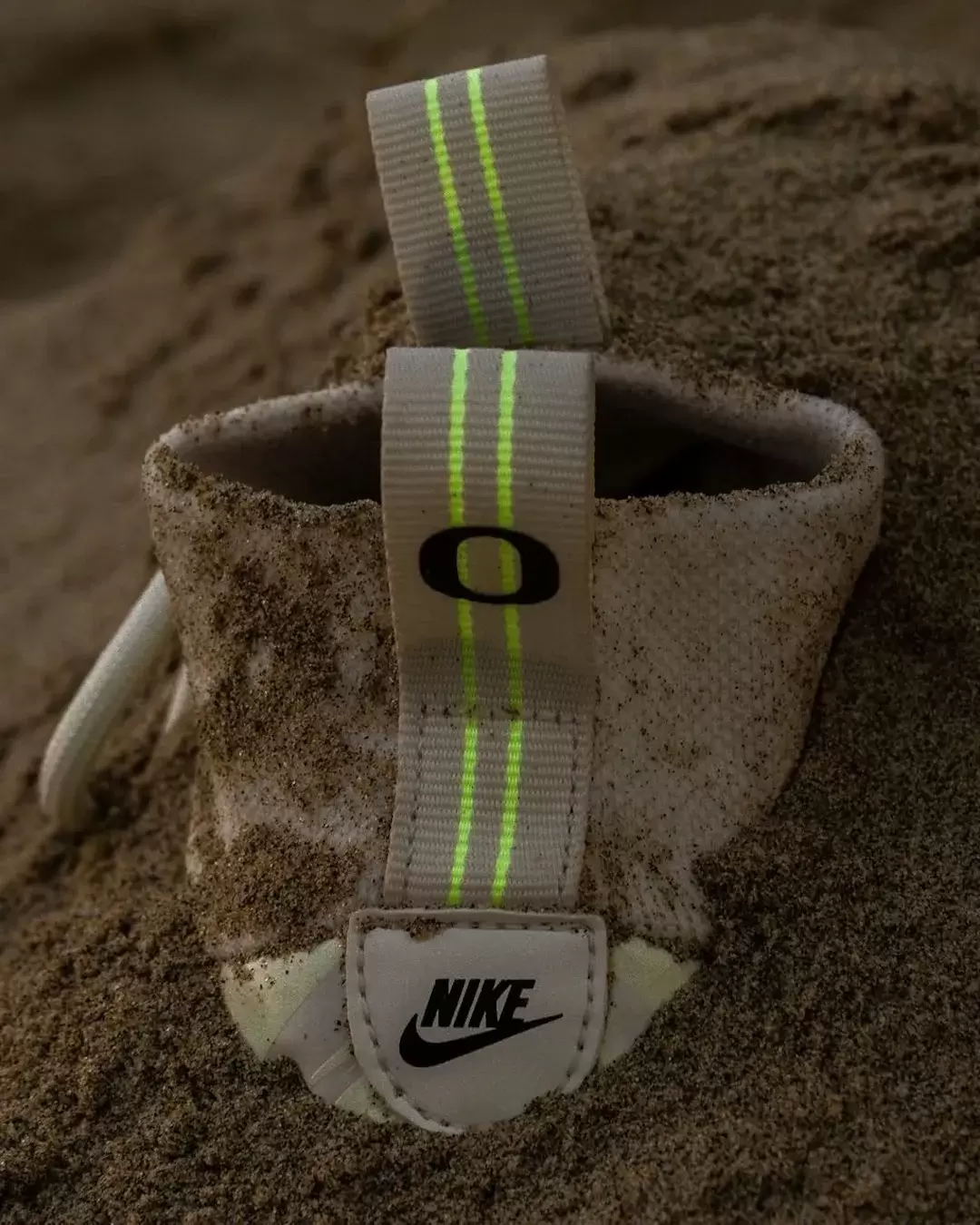 俄勒岡鴨隊推出耐克 Vaporposite "木乃伊鴨 "球鞋 Oregon Ducks, Nike Air Foamposite Pro, Nike - 俄勒岡鴨隊推出耐克 Vaporposite "木乃伊鴨 "球鞋