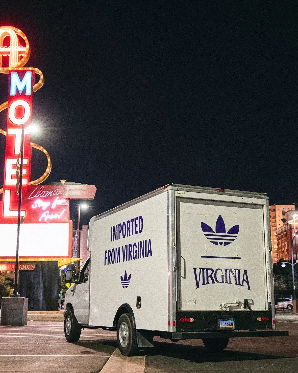 法瑞爾 x 阿迪達斯水母 "藍 "在拉斯維加斯獨家發佈 Pharrell Williams, ComplexCon, adidas Adistar Jellyfish, adidas - 法瑞爾 x 阿迪達斯水母 "藍 "在拉斯維加斯獨家發佈