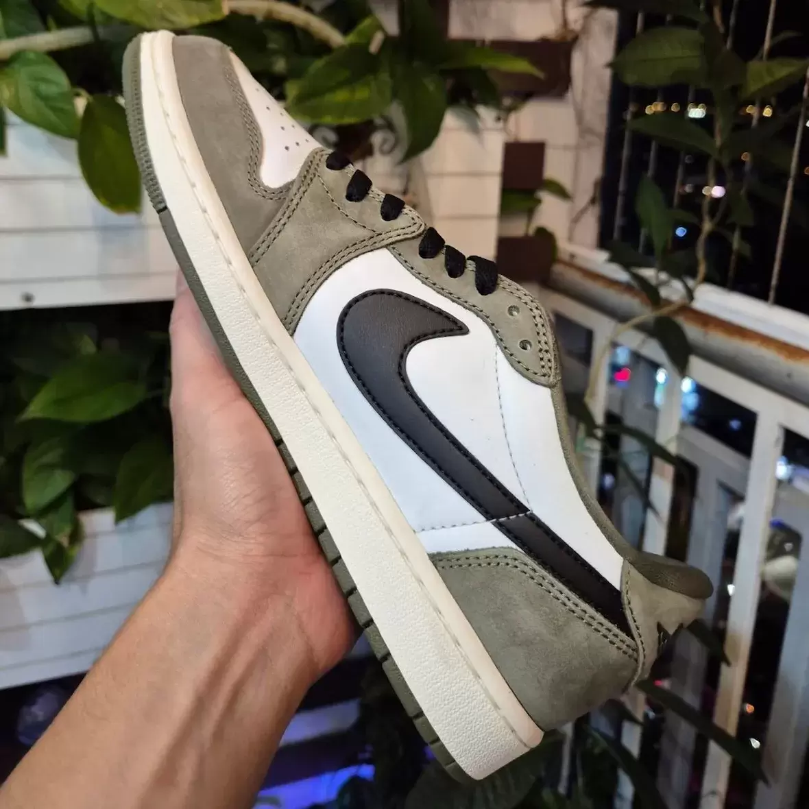 Air Jordan 1 Low, Air Jordan 1, Air Jordan - 第一視角： Air Jordan 1 Low OG "Medium Olive" (2026)Air Jordan 1 Low OG "Medium Olive" (2026)