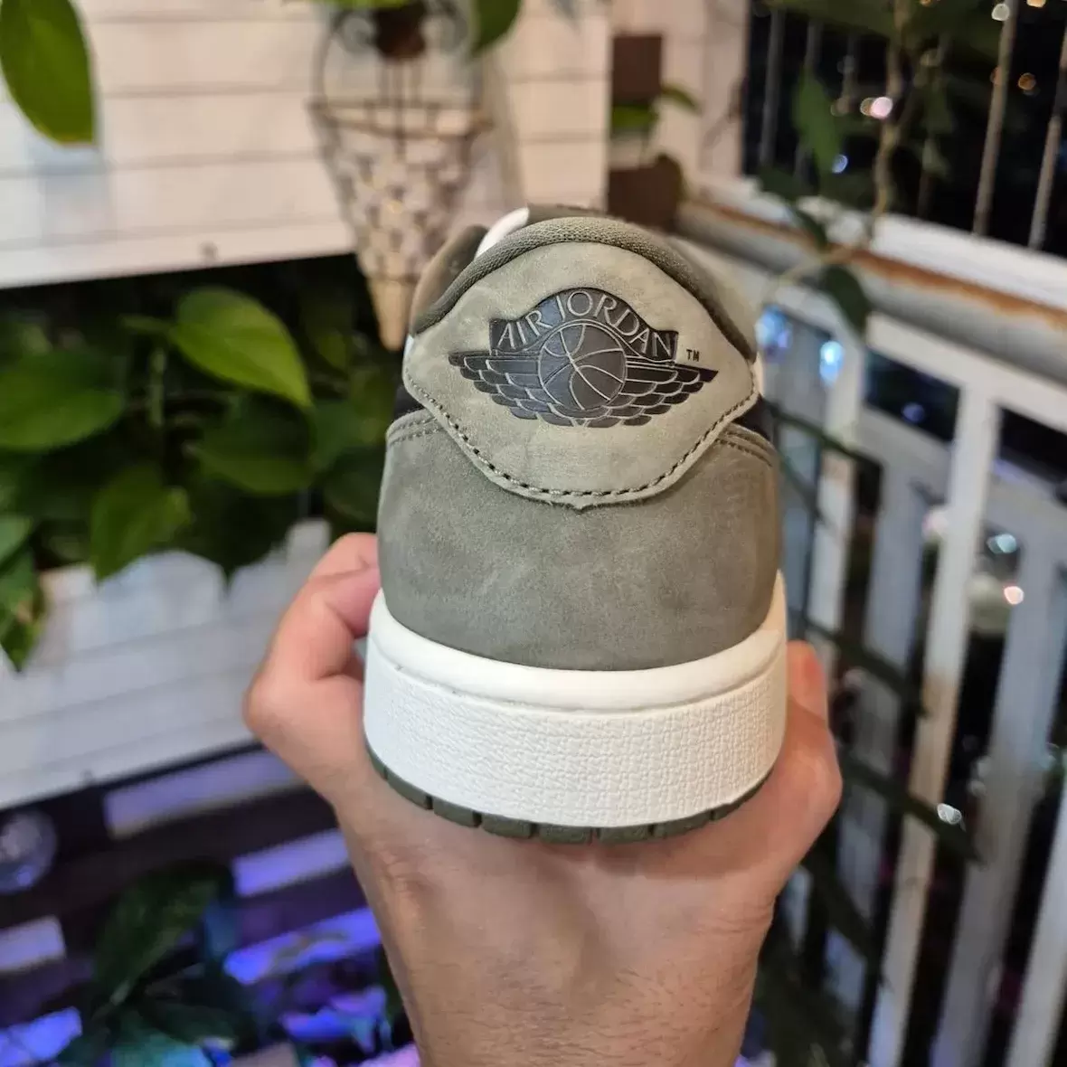 Air Jordan 1 Low, Air Jordan 1, Air Jordan - 第一視角： Air Jordan 1 Low OG "Medium Olive" (2026)Air Jordan 1 Low OG "Medium Olive" (2026)
