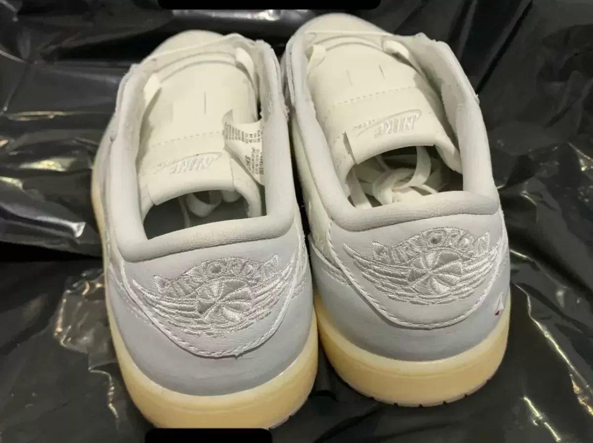 Air Jordan 1 Low, Air Jordan 1, Air Jordan - 第一視角： Air Jordan 1 Low OG "Floral Swoosh" (2026)Air Jordan 1 Low OG "Floral Swoosh" (2026)