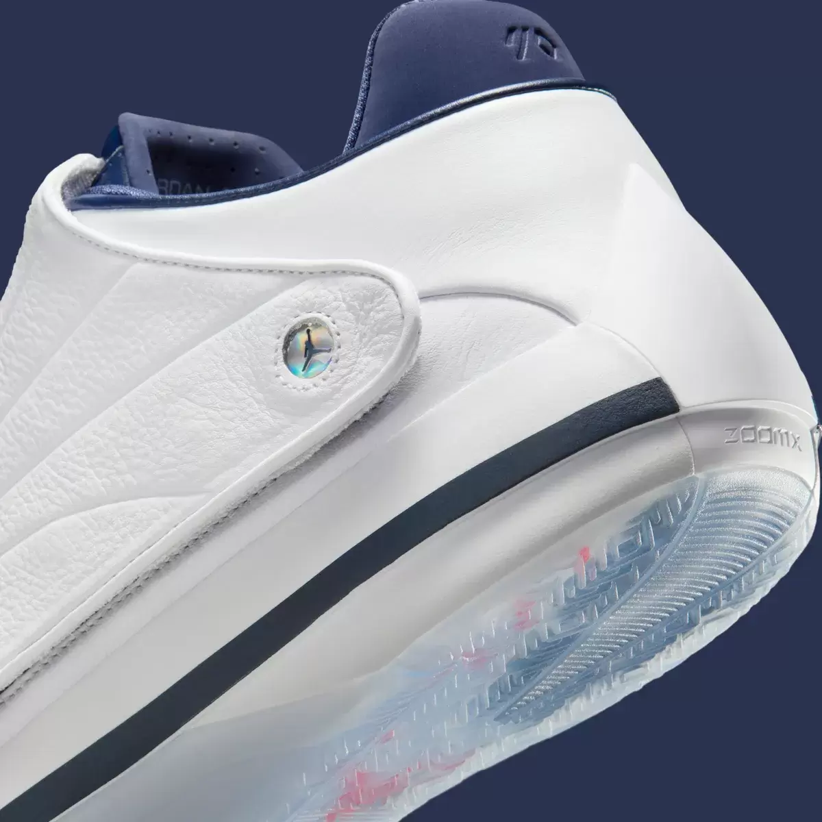 Air Jordan 4016 "Midnight Navy" 融合創新與傳統 Air Jordan 40, Air Jordan 4, Air Jordan 16, Air Jordan - Air Jordan 4016 "Midnight Navy" 融合創新與傳統