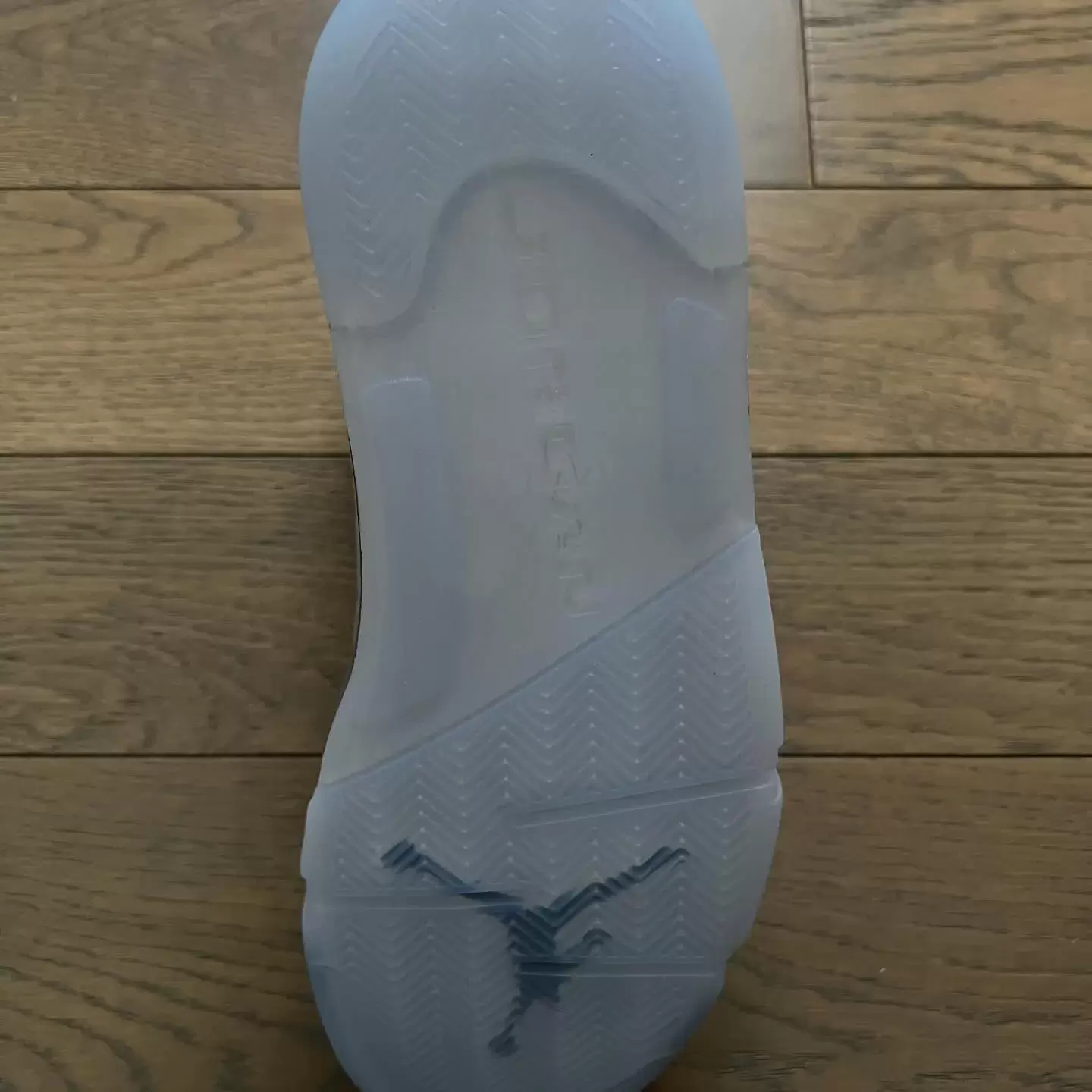 空氣喬丹 5 "狼灰色 "2026 年 1 月發佈 Nike, Jordan Brand, Air Jordan 5 Wolf Grey, Air Jordan 5 - 空氣喬丹 5 "狼灰色 "2026 年 1 月發佈