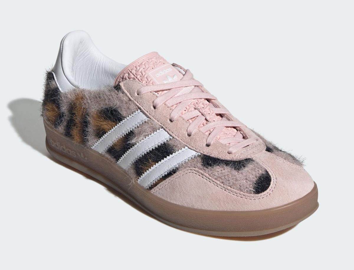 atmos Pink x adidas Gazelle Indoor "三一豹 "為經典之作注入貓科風格 atmos, adidas Gazelle, adidas - atmos Pink x adidas Gazelle Indoor "三一豹 "為經典之作注入貓科風格
