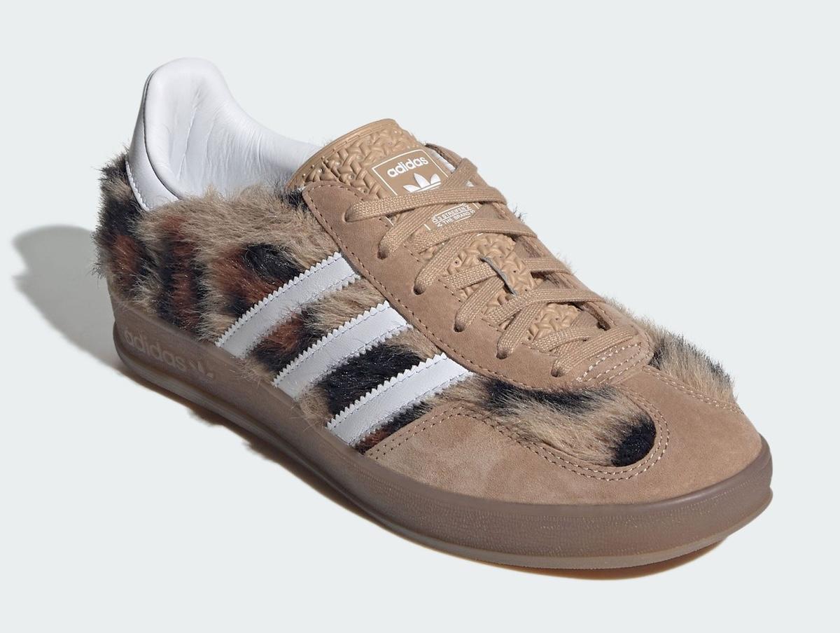 atmos Pink x adidas Gazelle Indoor "三一豹 "為經典之作注入貓科風格 atmos, adidas Gazelle, adidas - atmos Pink x adidas Gazelle Indoor "三一豹 "為經典之作注入貓科風格