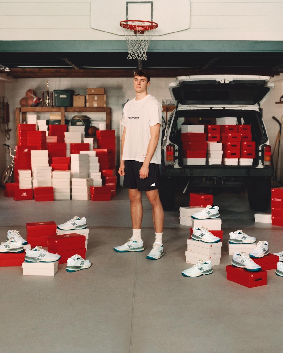 庫珀-弗拉格 x New Balance Hesi Low v2 首次配色彰顯緬因州血統 New Balance Hesi Low v2, New Balance HESI LOW, New Balance, Cooper Flagg - 庫珀-弗拉格 x New Balance Hesi Low v2 首次配色彰顯緬因州血統