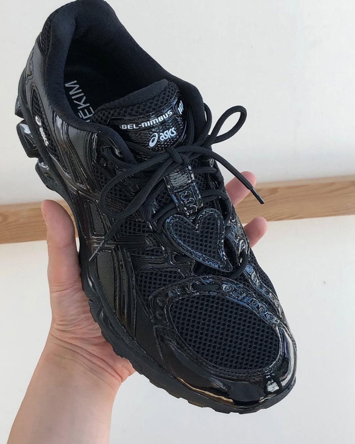 ASICS 攜 KIMHĒKIM 的心形裝飾 GEL-Nimbus 10.1 走進天橋 ASICS Gel Nimbus, asics - ASICS 攜 KIMHĒKIM 的心形裝飾 GEL-Nimbus 10.1 走進天橋