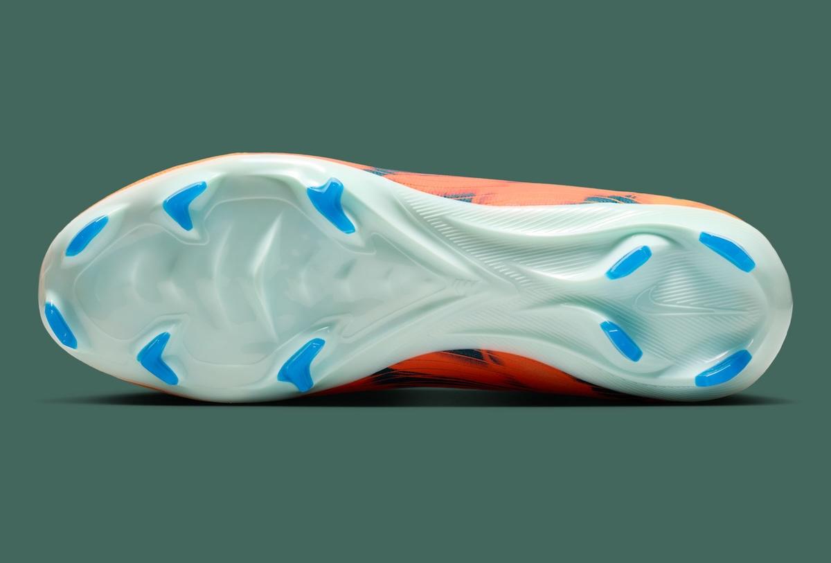 基利安-姆巴佩 x 耐克系列帶來兩款 "甜瓜色 "腕錶 Nike Mercurial, Nike - 基利安-姆巴佩 x 耐克系列帶來兩款 "甜瓜色 "腕錶
