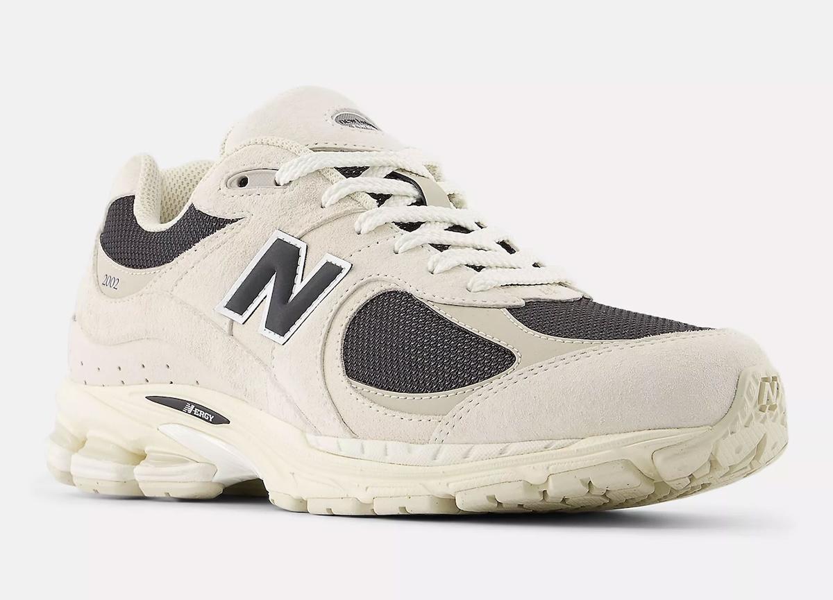 新百倫 2002R "旱石/黑咖啡 "以精緻的中性色調回歸 Off-White, New Balance 2002, New Balance - 新百倫 2002R "旱石/黑咖啡 "以精緻的中性色調回歸