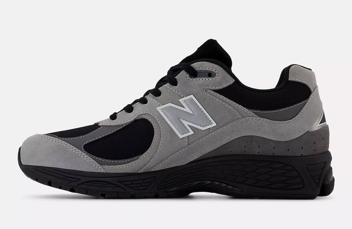 新百倫 2002R 採用米白色和黑色色調 Off-White, New Balance 2002, New Balance - 新百倫 2002R 採用米白色和黑色色調