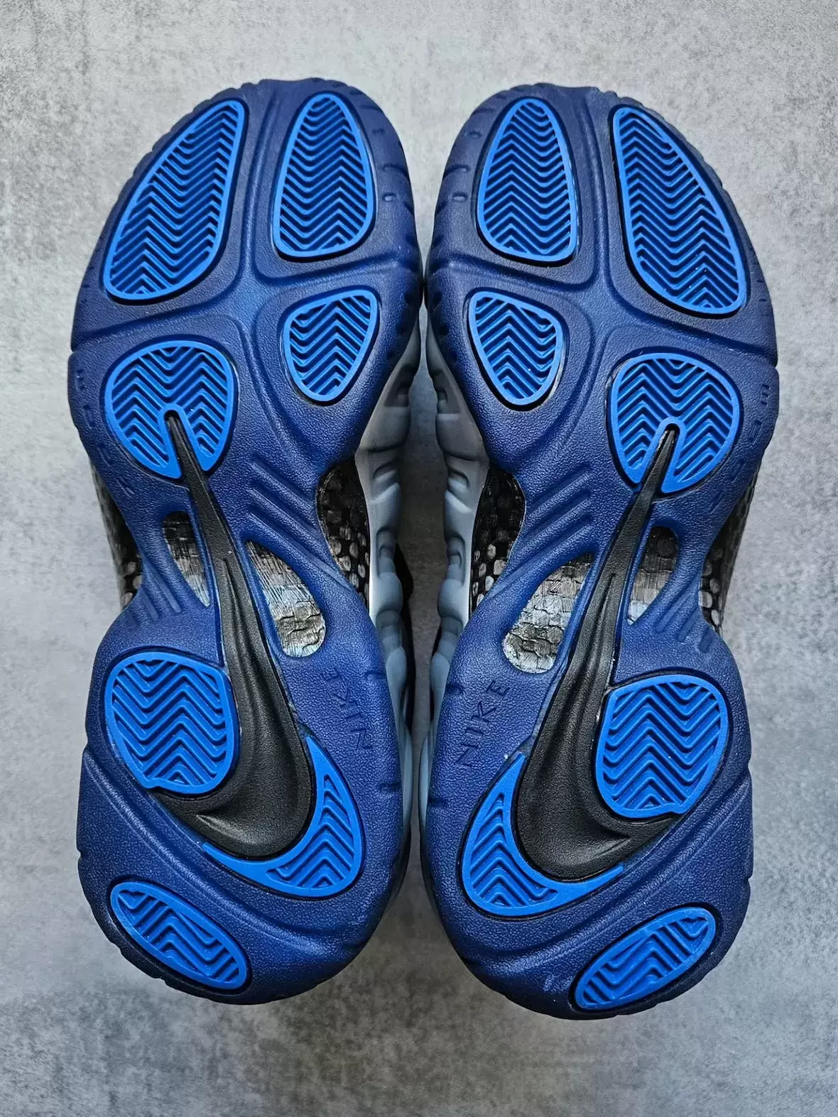 耐克 Air Foamposite Pro 25 周年紀念樣品浮出水面 Nike Air Foamposite Pro, Nike - 耐克 Air Foamposite Pro 25 周年紀念樣品浮出水面