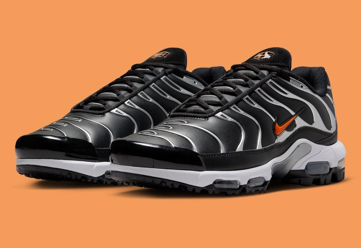 耐克 Air Max Plus 高爾夫新款 "電壓紫 "和 "黑/金屬銀 "色 Nike Golf, Nike Air Max Plus, Nike - 耐克 Air Max Plus 高爾夫新款 "電壓紫 "和 "黑/金屬銀 "色