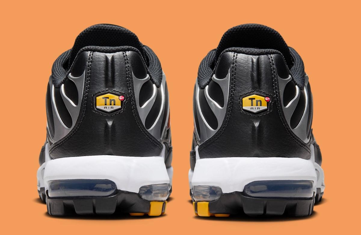 耐克 Air Max Plus 高爾夫新款 "電壓紫 "和 "黑/金屬銀 "色 Nike Golf, Nike Air Max Plus, Nike - 耐克 Air Max Plus 高爾夫新款 "電壓紫 "和 "黑/金屬銀 "色