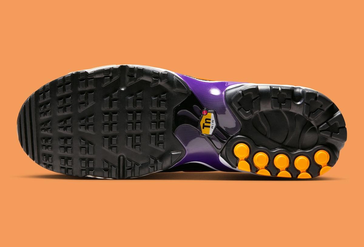耐克 Air Max Plus 高爾夫新款 "電壓紫 "和 "黑/金屬銀 "色 Nike Golf, Nike Air Max Plus, Nike - 耐克 Air Max Plus 高爾夫新款 "電壓紫 "和 "黑/金屬銀 "色