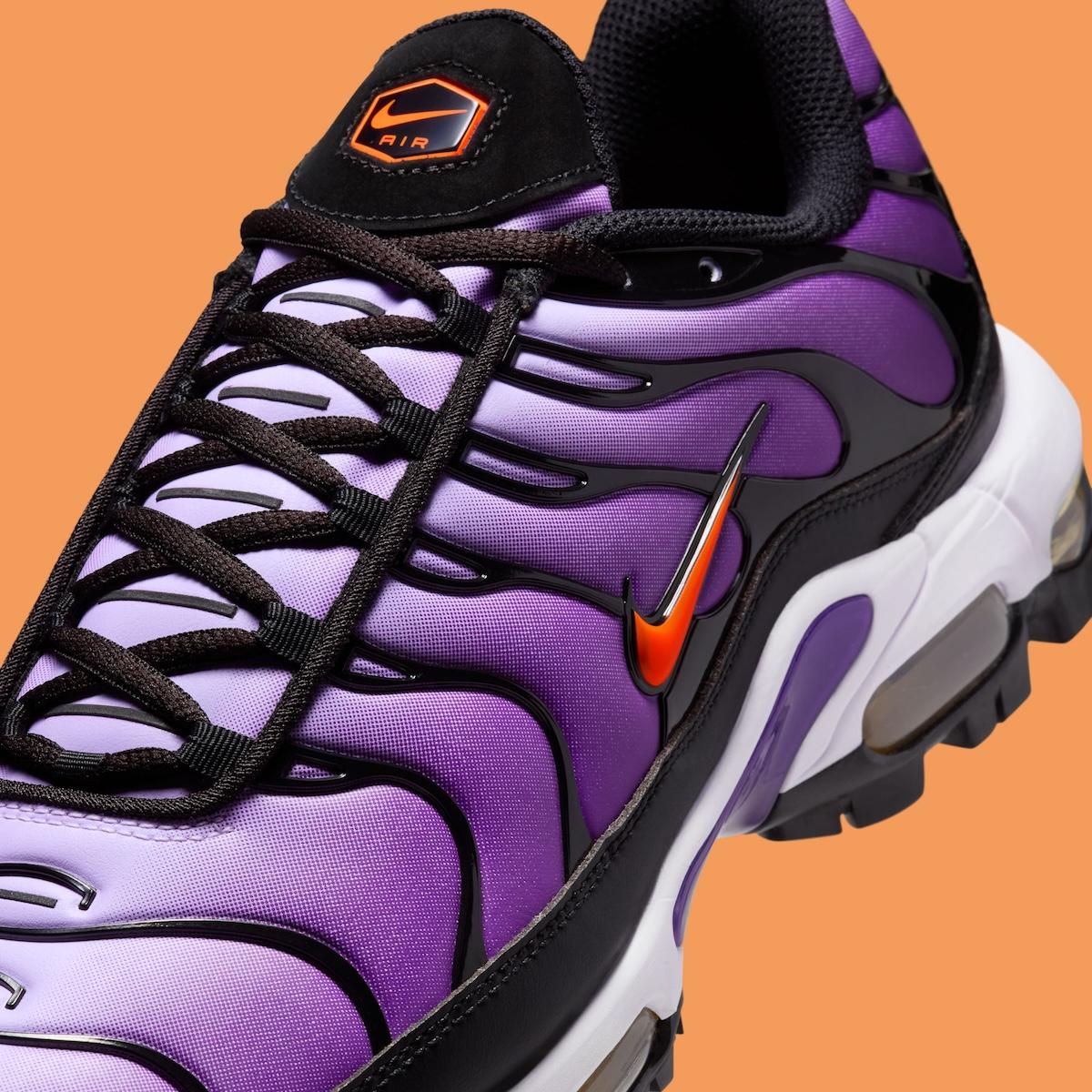 耐克 Air Max Plus 高爾夫新款 "電壓紫 "和 "黑/金屬銀 "色 Nike Golf, Nike Air Max Plus, Nike - 耐克 Air Max Plus 高爾夫新款 "電壓紫 "和 "黑/金屬銀 "色
